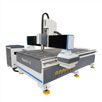 Gravírovací stroj na drevo